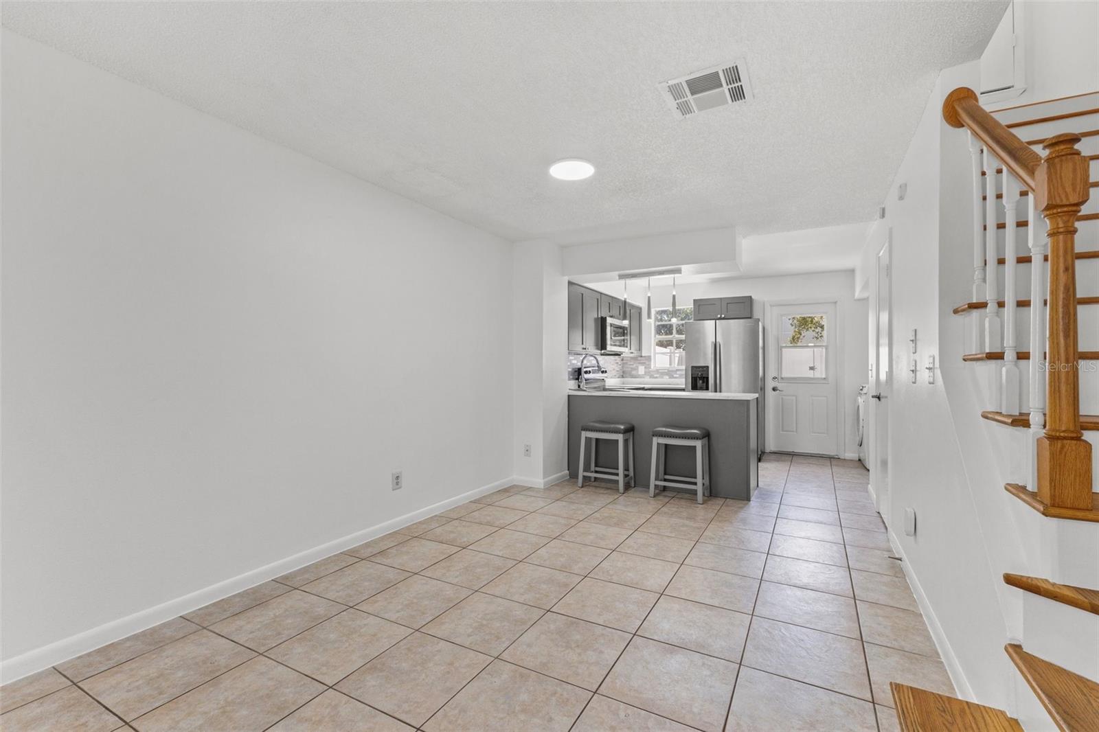 PINEBROOK ESTATES - Residential Lease