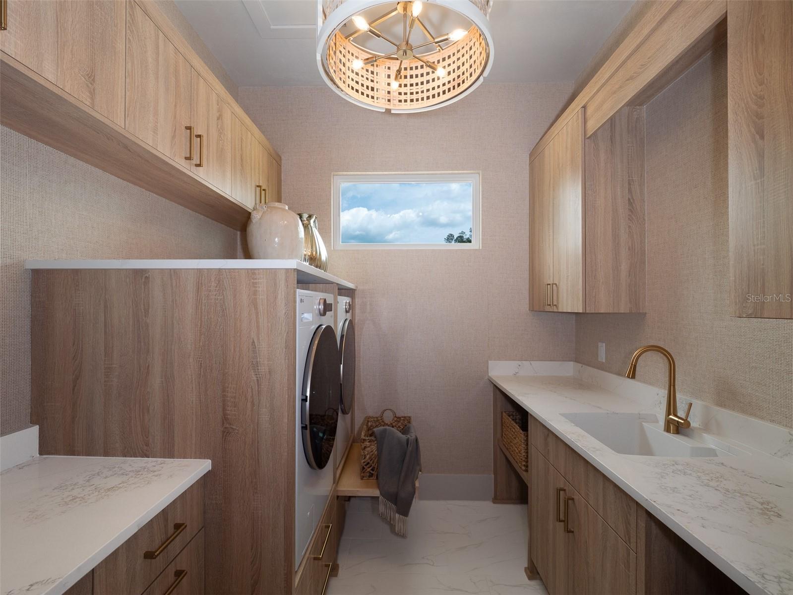 LAUREATE VILLAGE - Residential