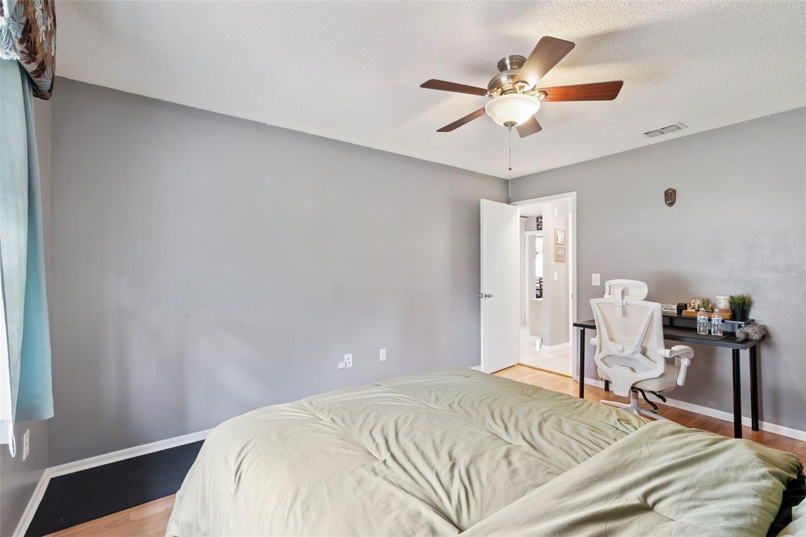 SUNSHINE GARDENS - Residential