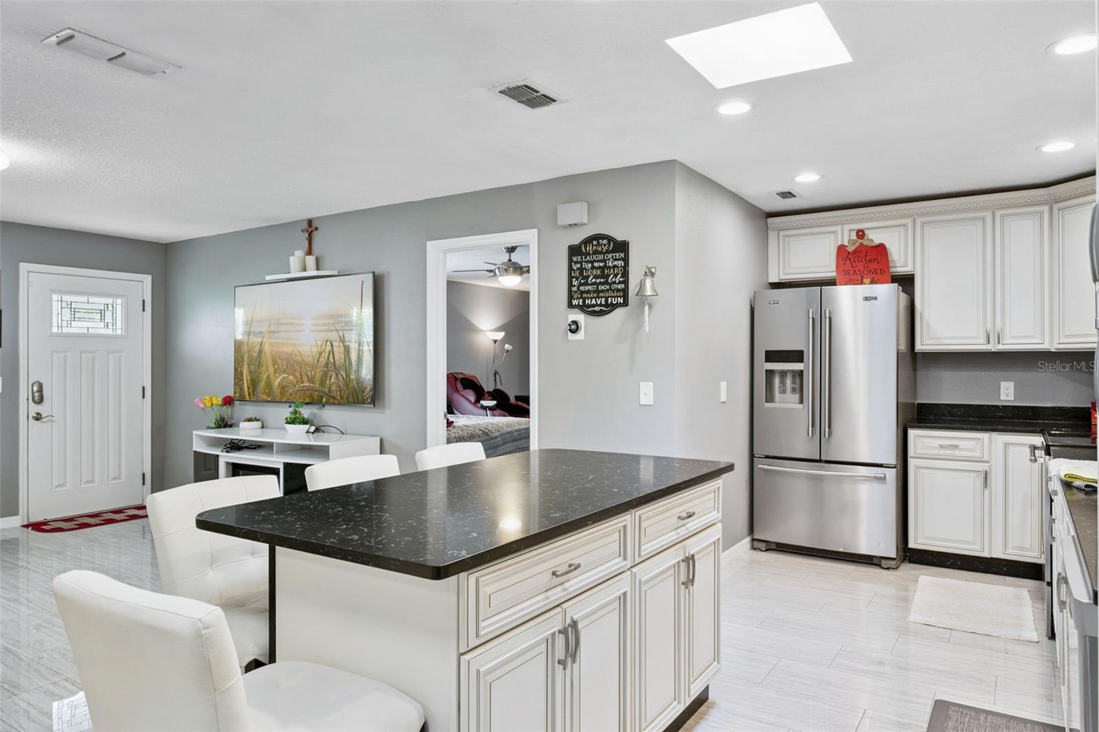 SUNSHINE GARDENS - Residential
