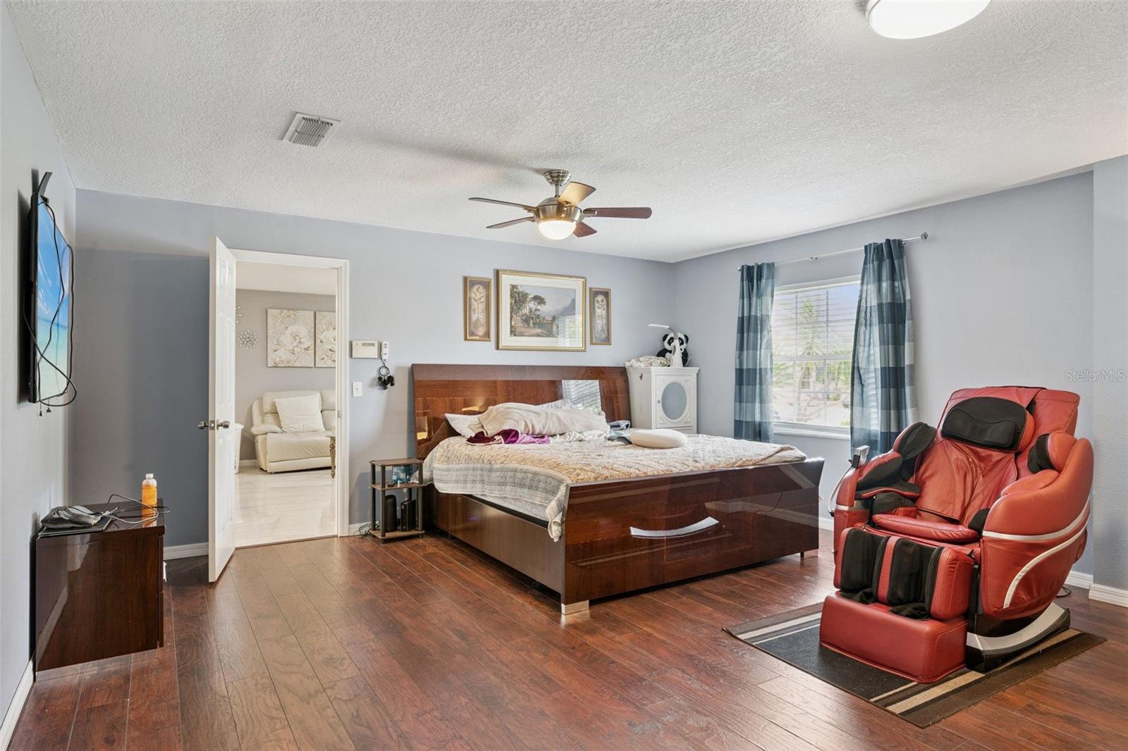SUNSHINE GARDENS - Residential
