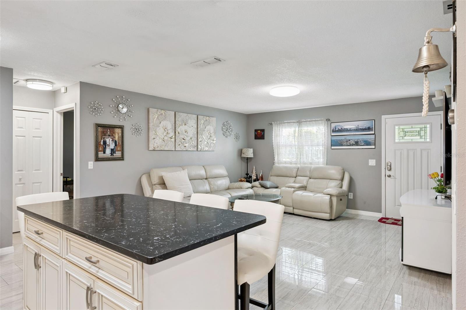 SUNSHINE GARDENS - Residential