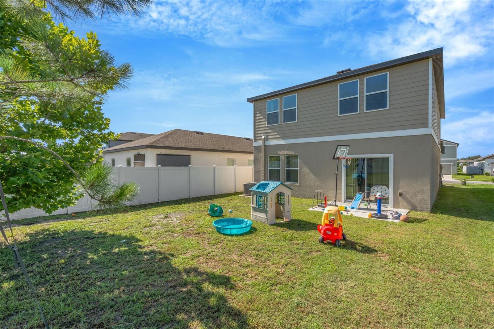 HIDDEN CREEK - Residential