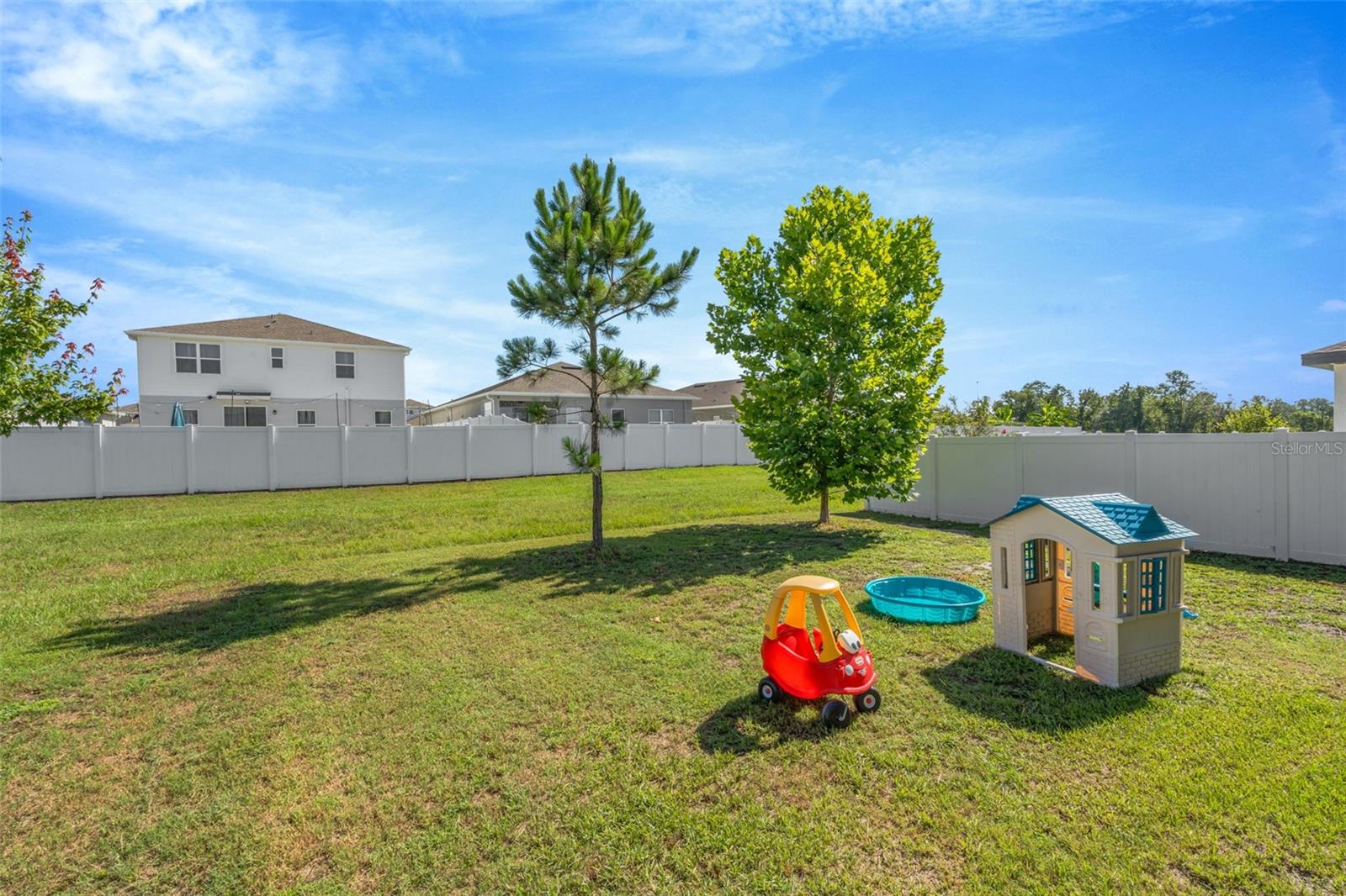 HIDDEN CREEK - Residential