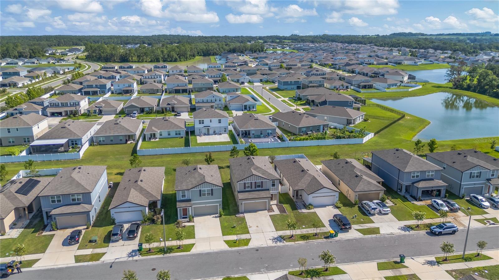 HIDDEN CREEK - Residential