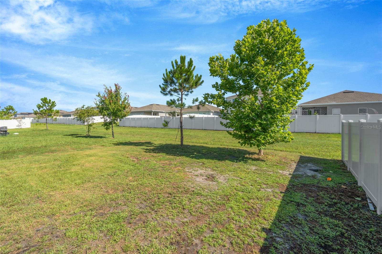 HIDDEN CREEK - Residential