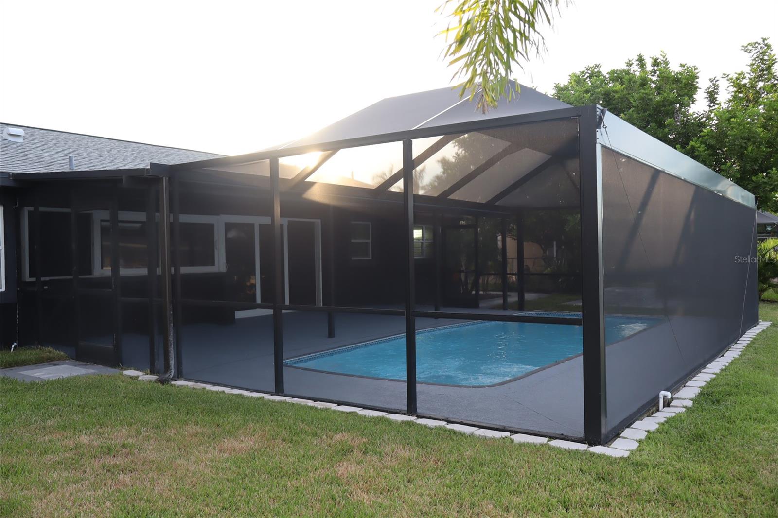 APOLLO BEACH UNIT 08 A RESUBDI - Residential