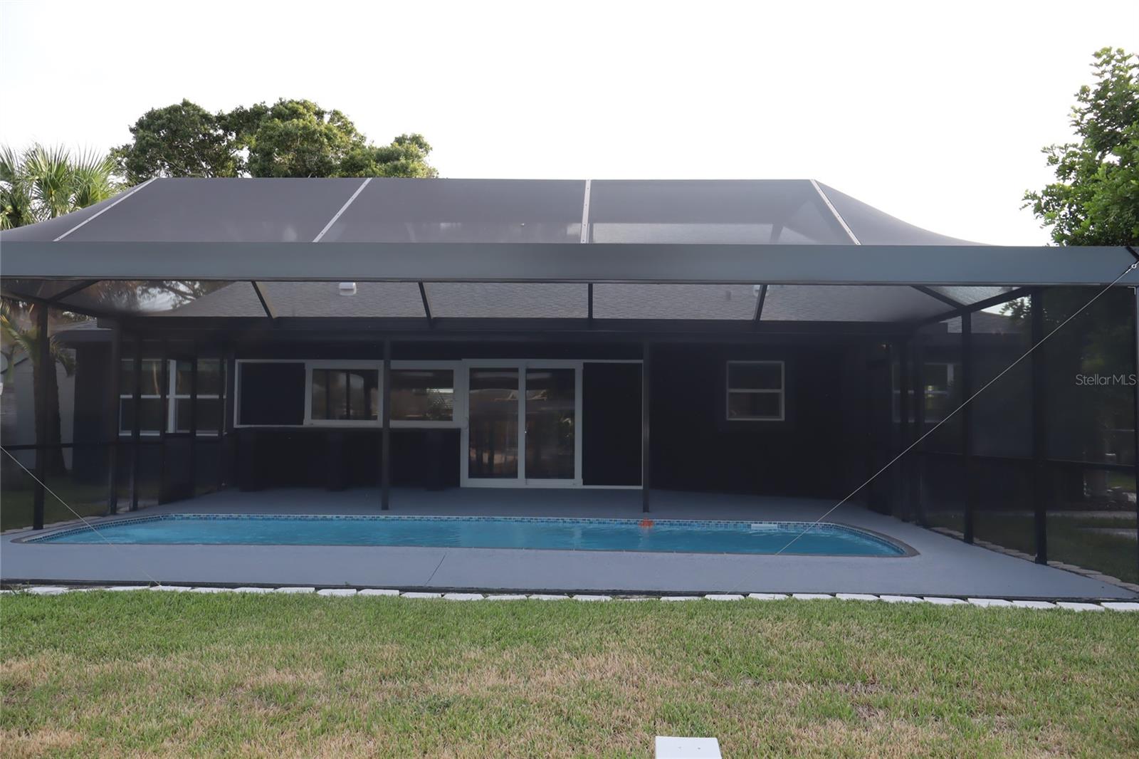 APOLLO BEACH UNIT 08 A RESUBDI - Residential