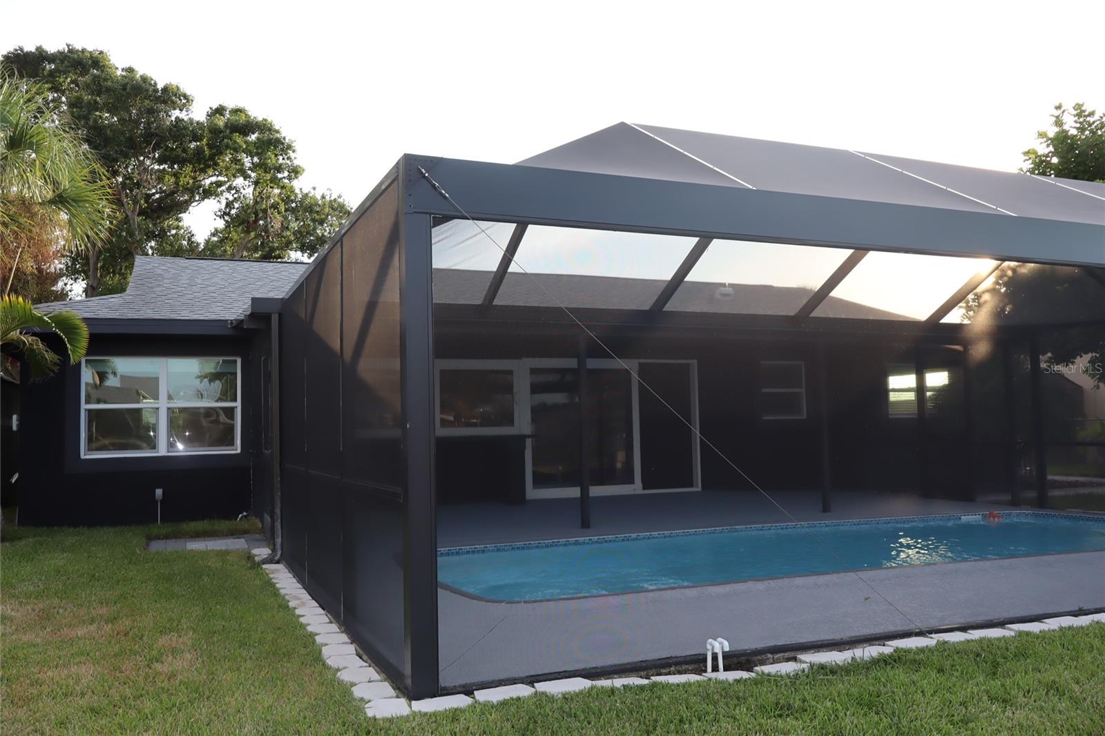 APOLLO BEACH UNIT 08 A RESUBDI - Residential