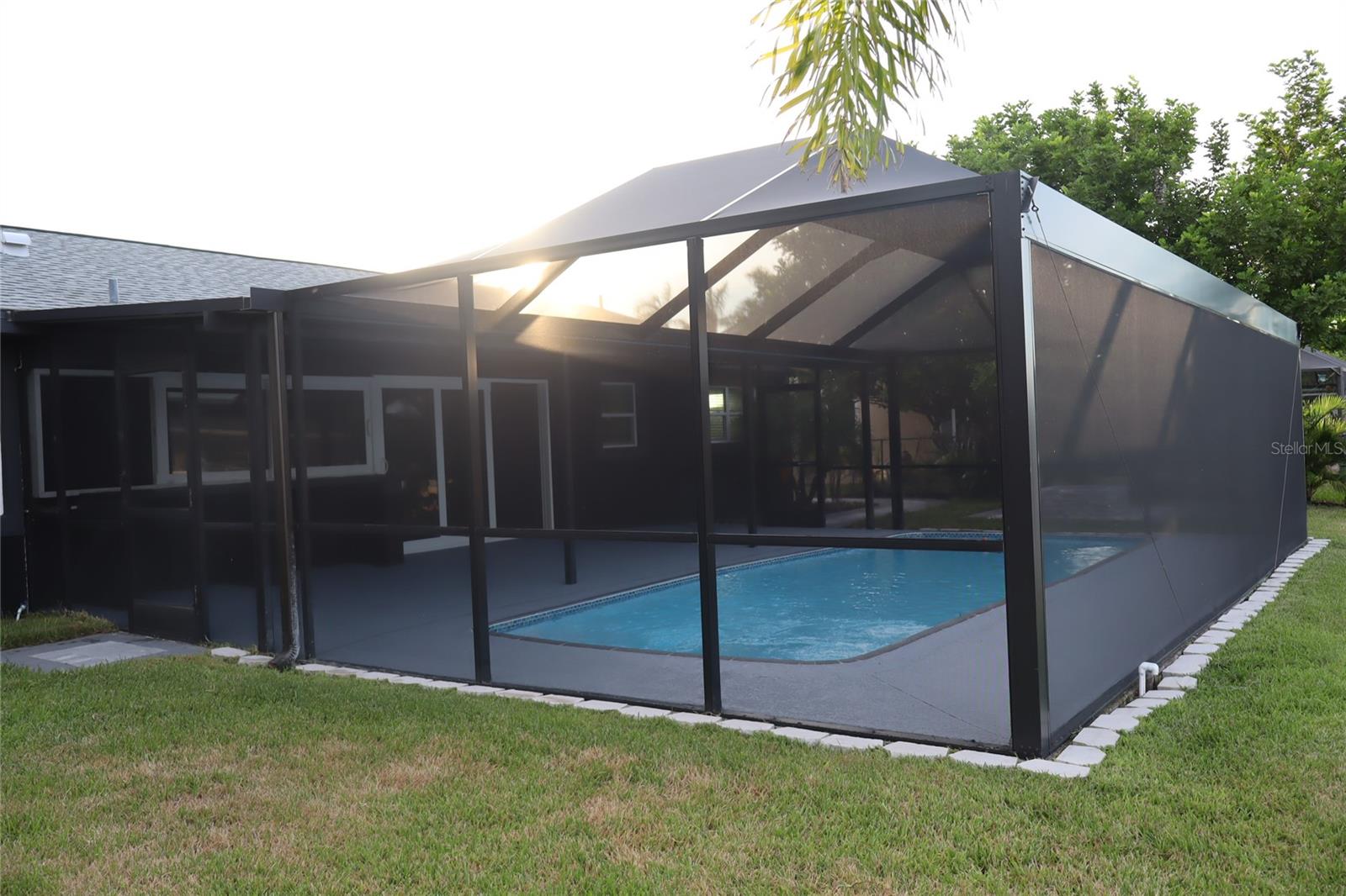 APOLLO BEACH UNIT 08 A RESUBDI - Residential