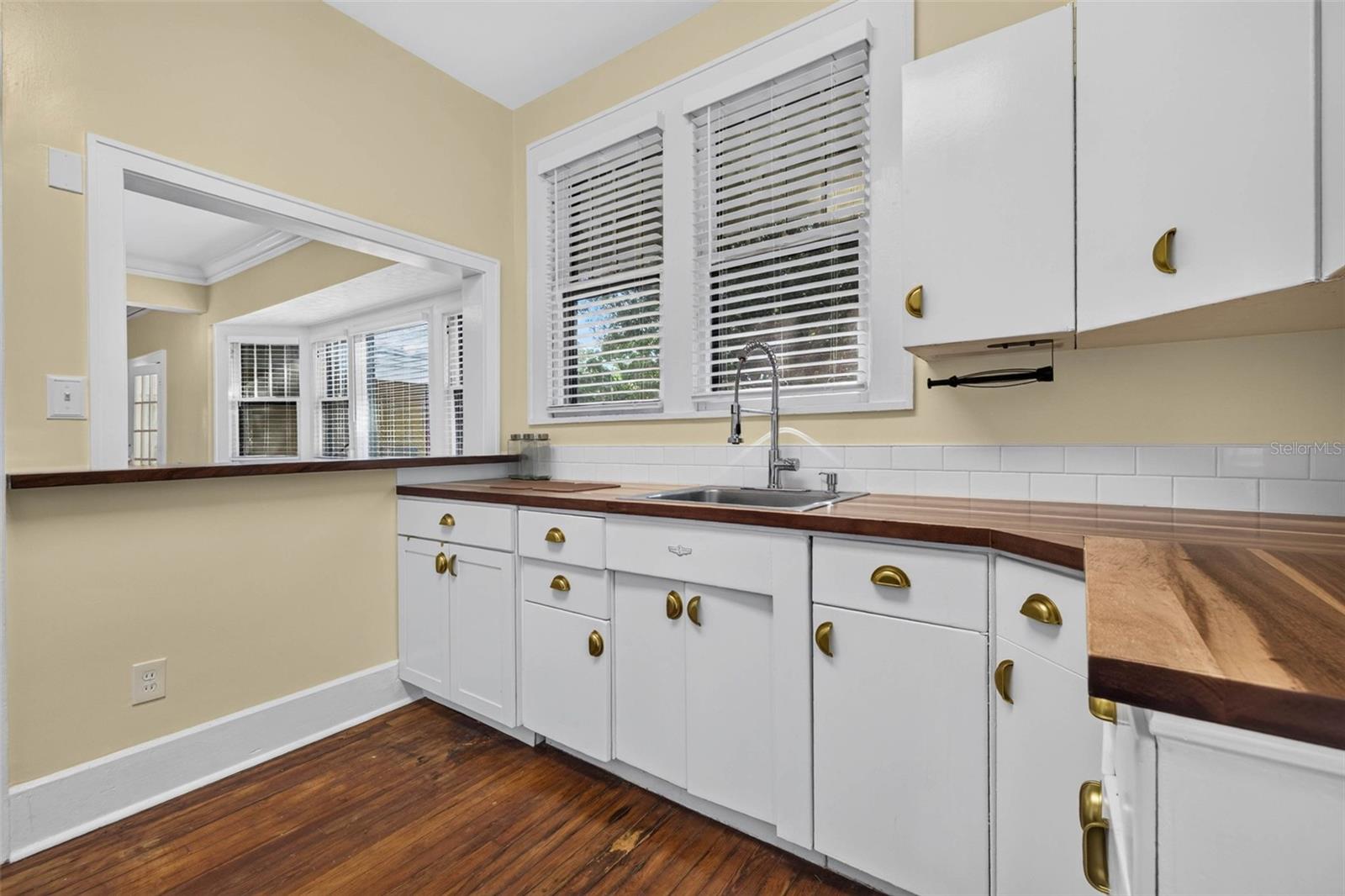 HALLS CENTRAL AVE 2 - Residential