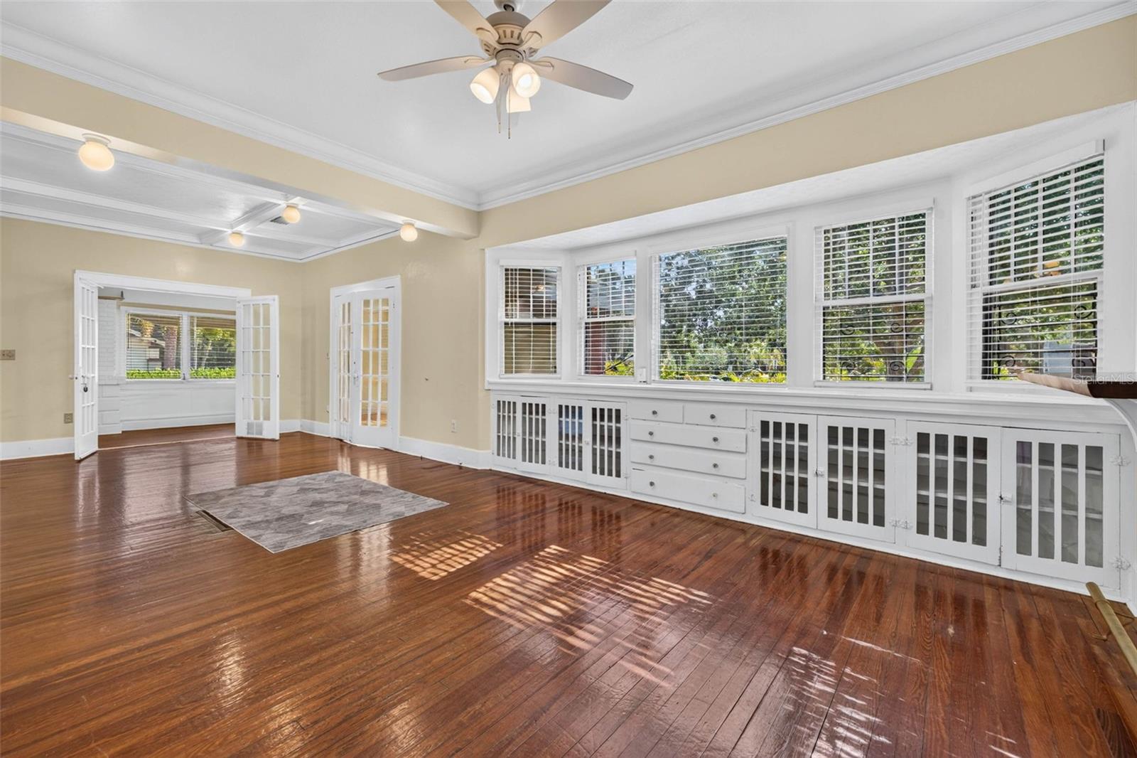 HALLS CENTRAL AVE 2 - Residential