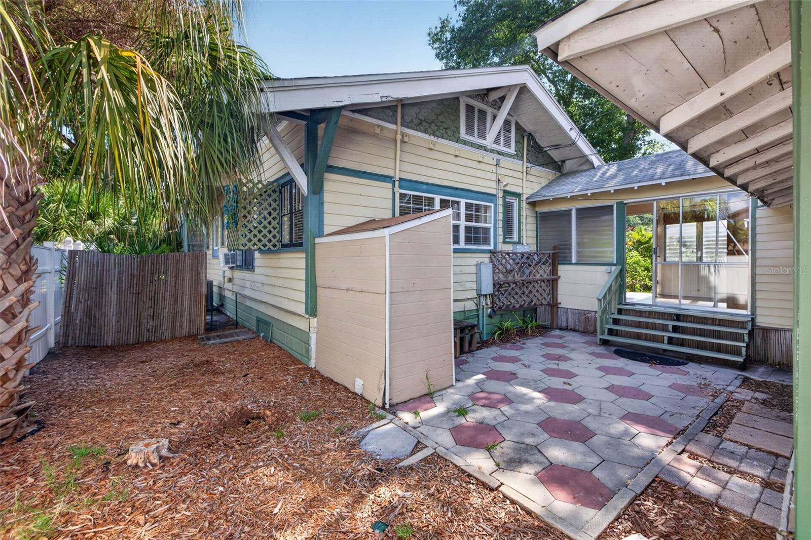 HALLS CENTRAL AVE 2 - Residential