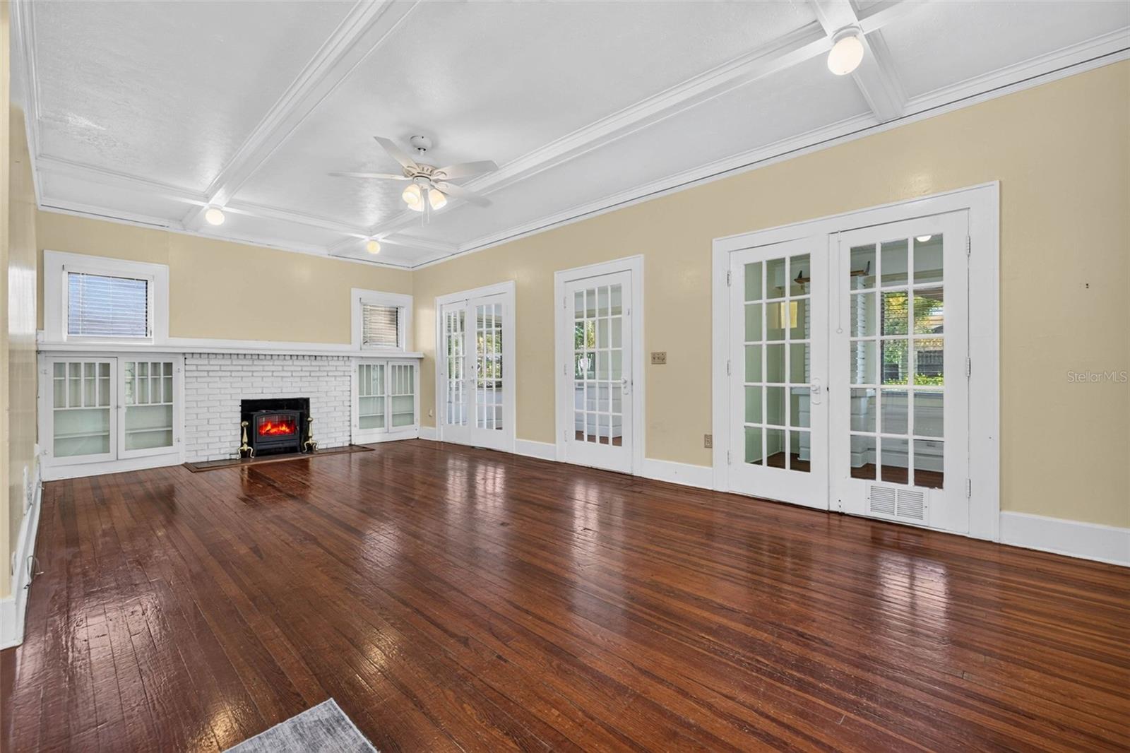 HALLS CENTRAL AVE 2 - Residential