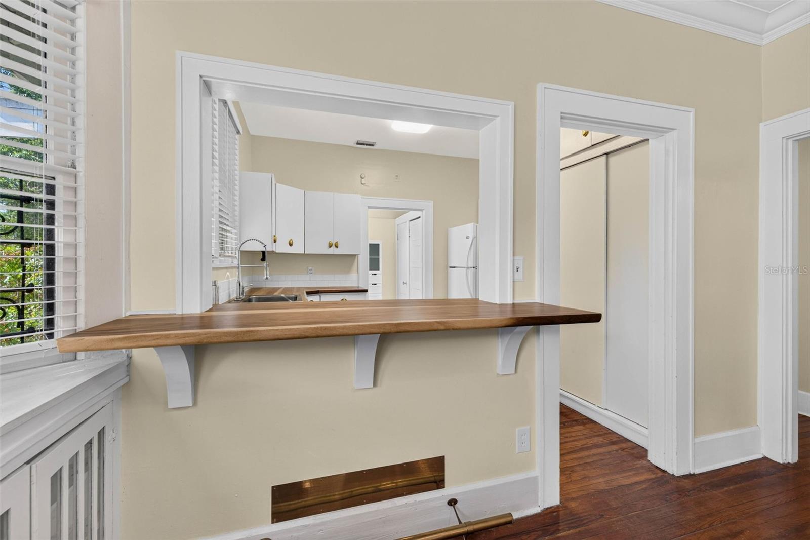 HALLS CENTRAL AVE 2 - Residential
