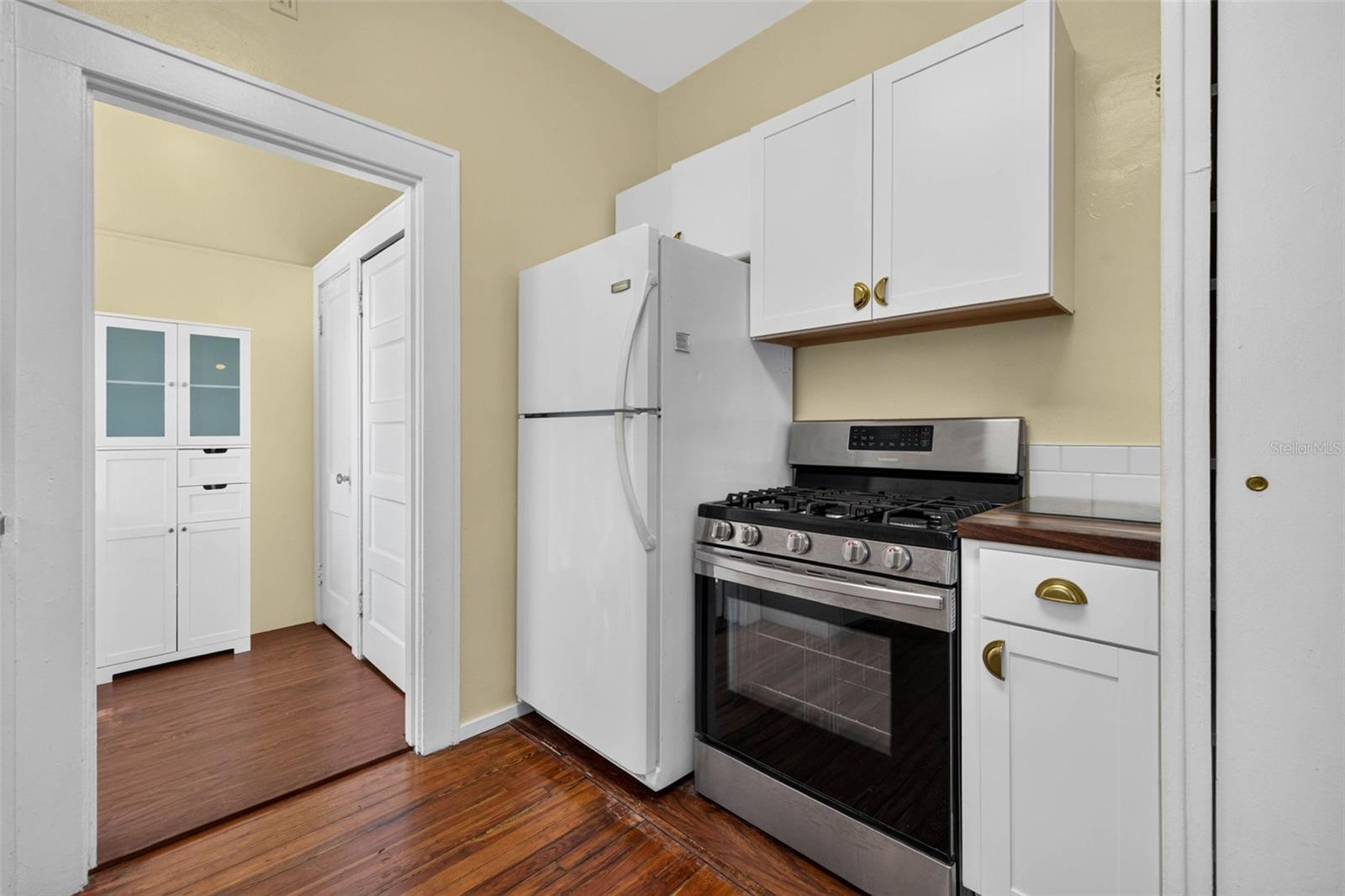 HALLS CENTRAL AVE 2 - Residential