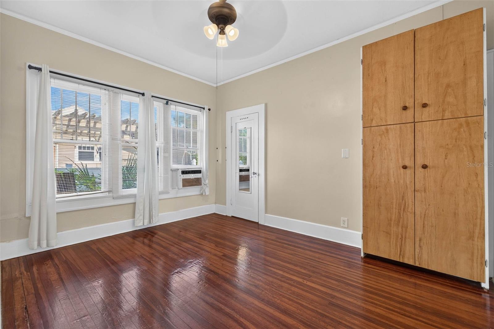 HALLS CENTRAL AVE 2 - Residential
