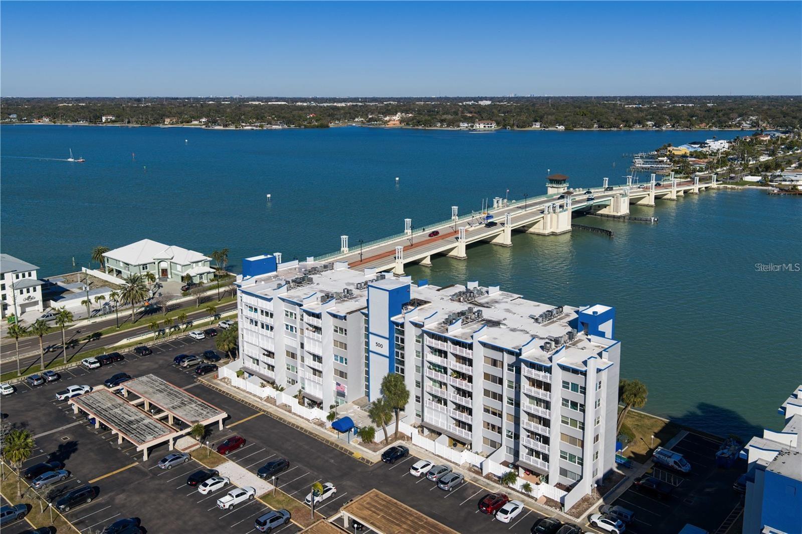 TREASURE ISLAND TENNIS & YACHT CLUB - Residential