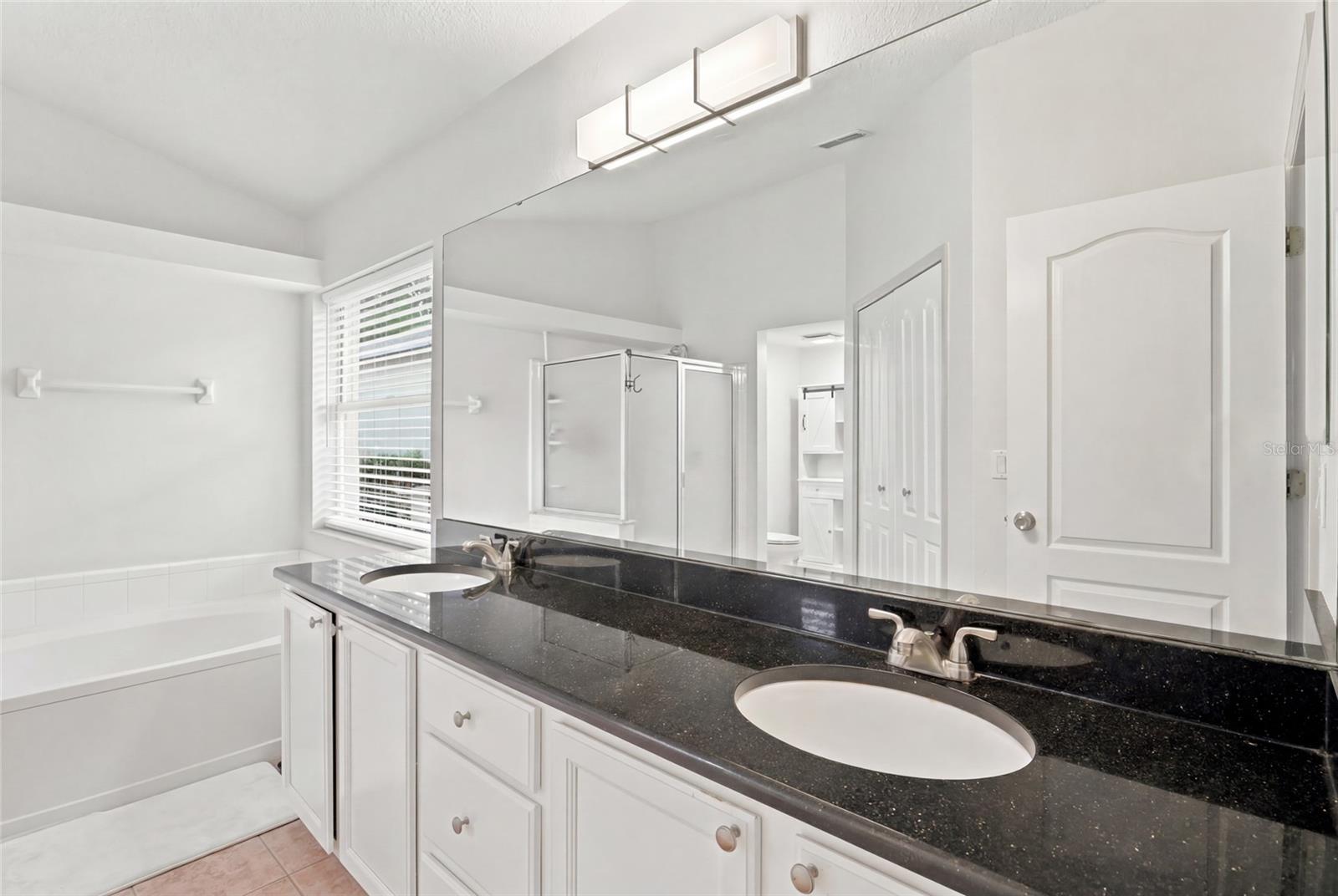 HUNTERS CREEK TR 115 PH 02 - Residential