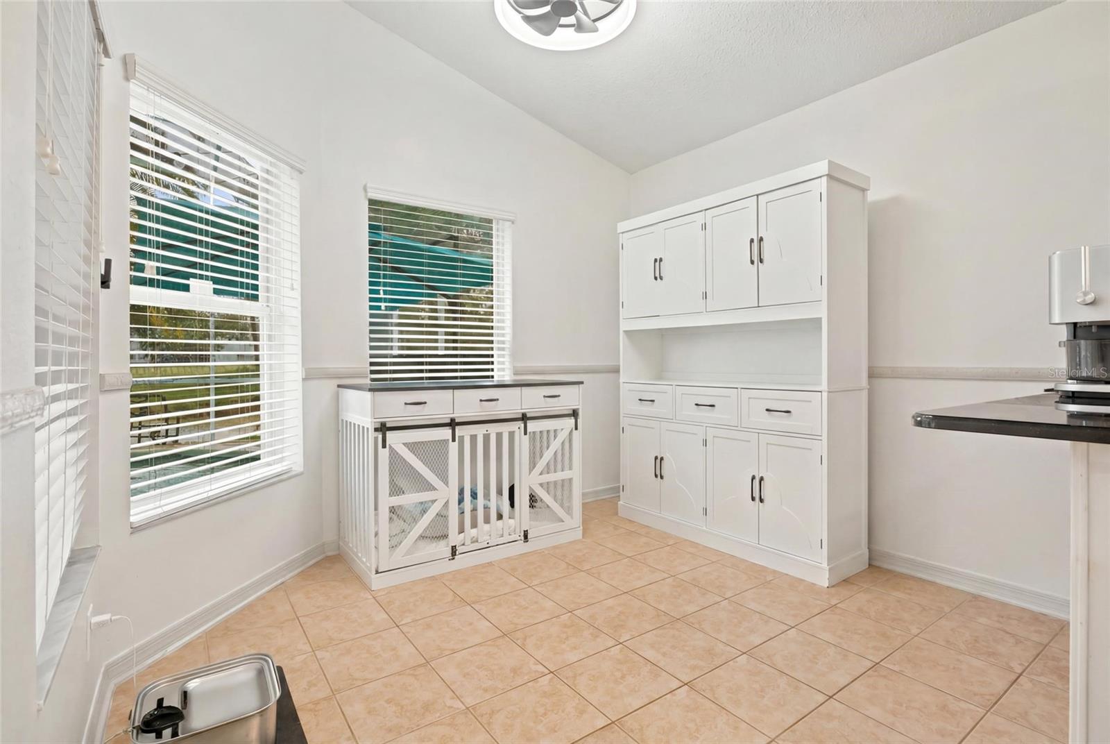 HUNTERS CREEK TR 115 PH 02 - Residential