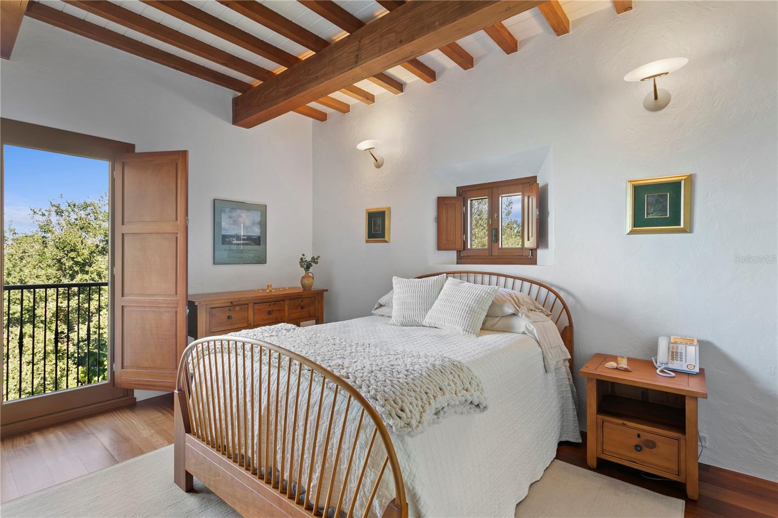 TIERRA VERDE - Residential