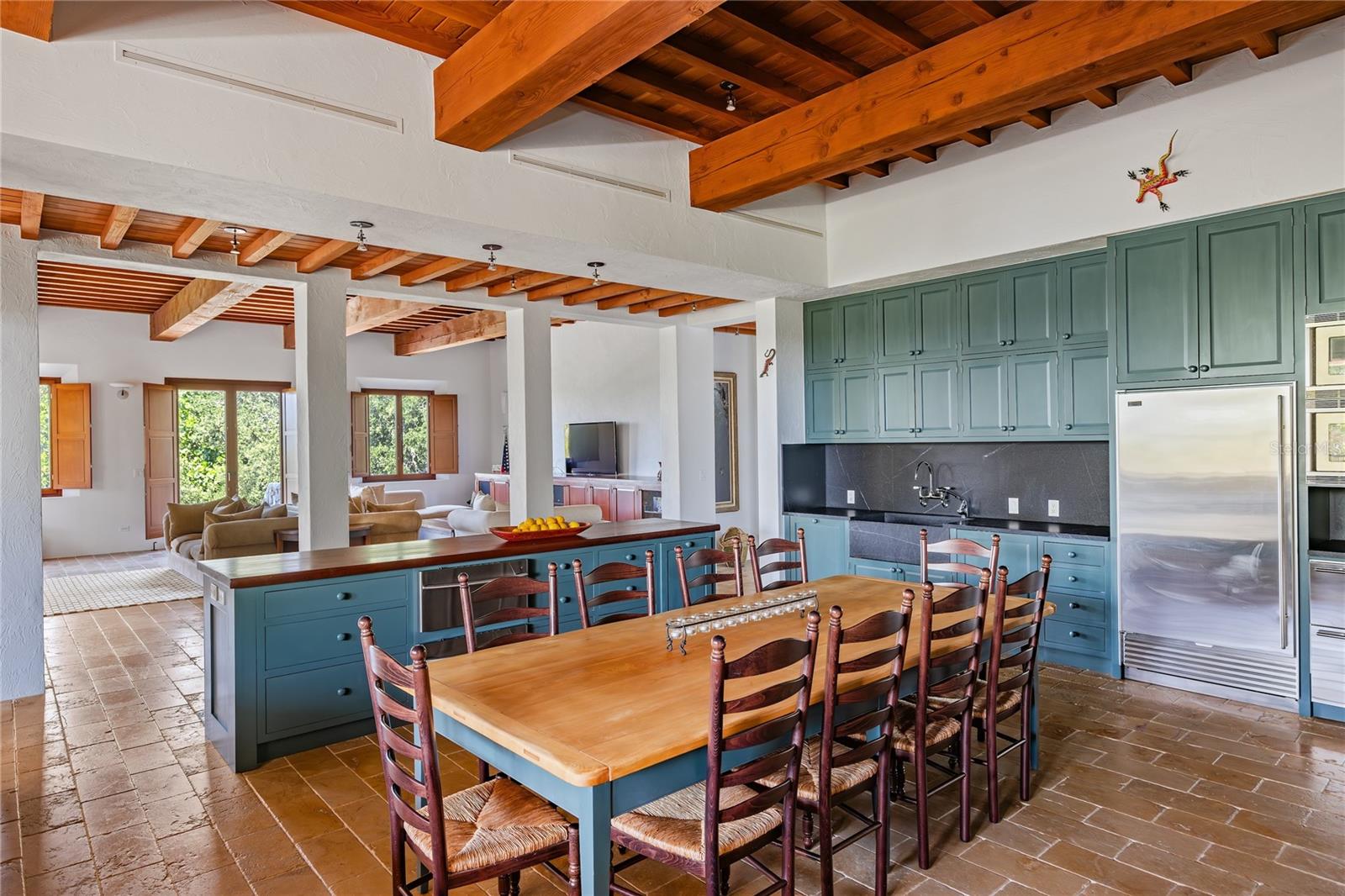 TIERRA VERDE - Residential