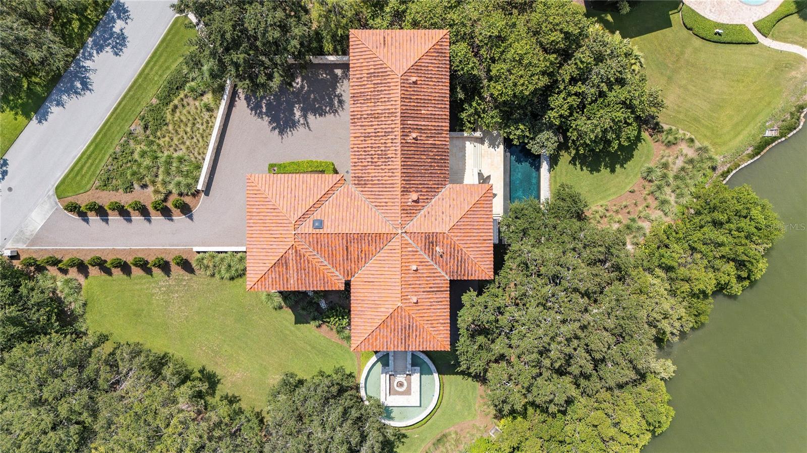 TIERRA VERDE - Residential