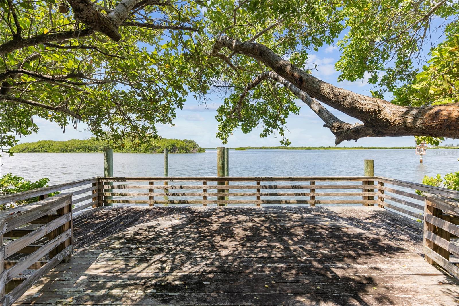 TIERRA VERDE - Residential