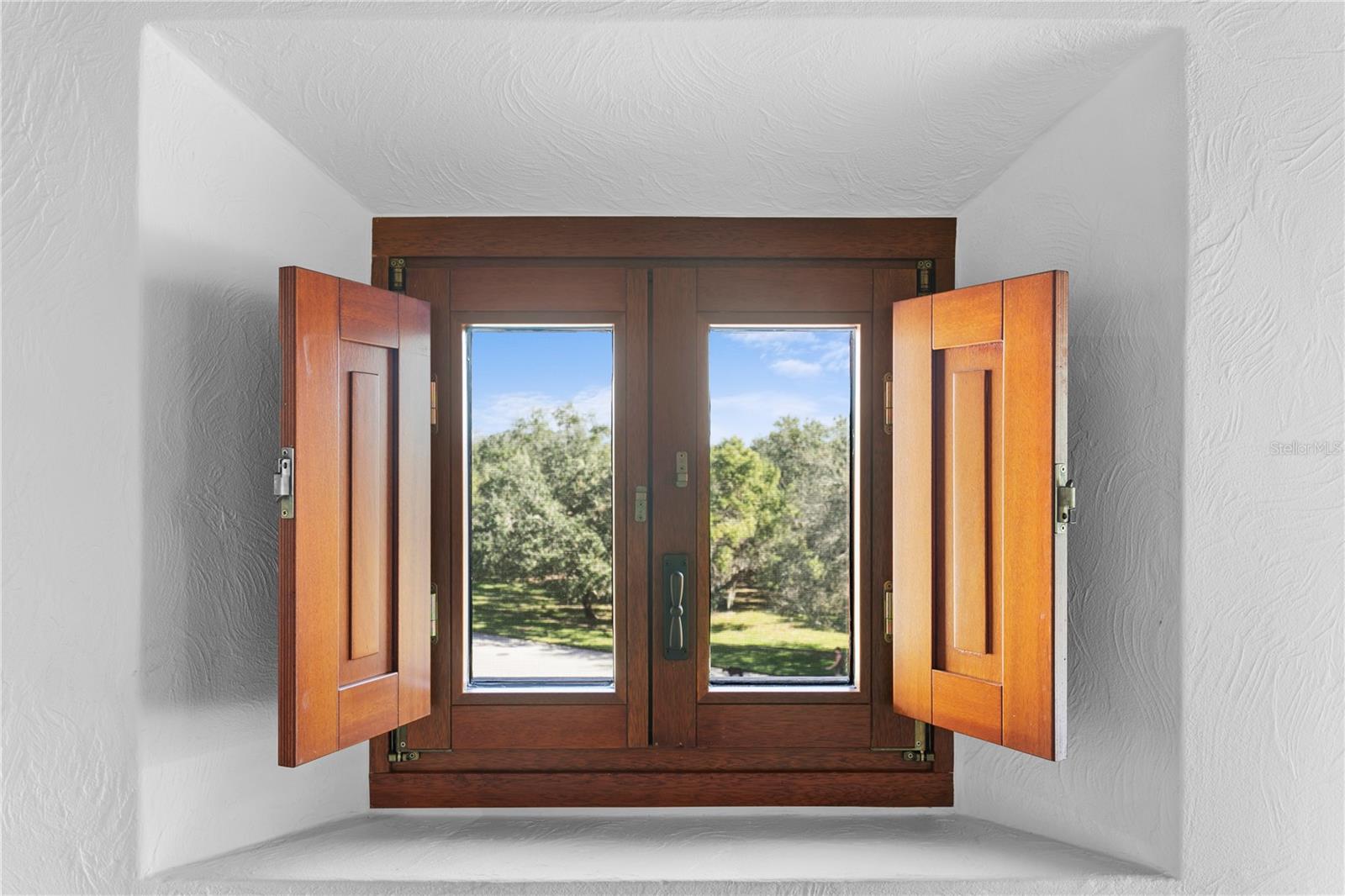 TIERRA VERDE - Residential