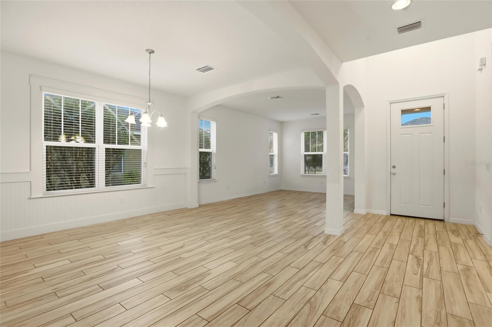 ARBOR LAKES ON PALMER RANCH - Residential