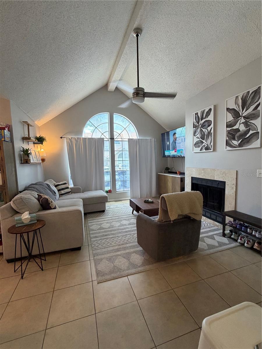 HIDDEN SPGS CONDO - Residential