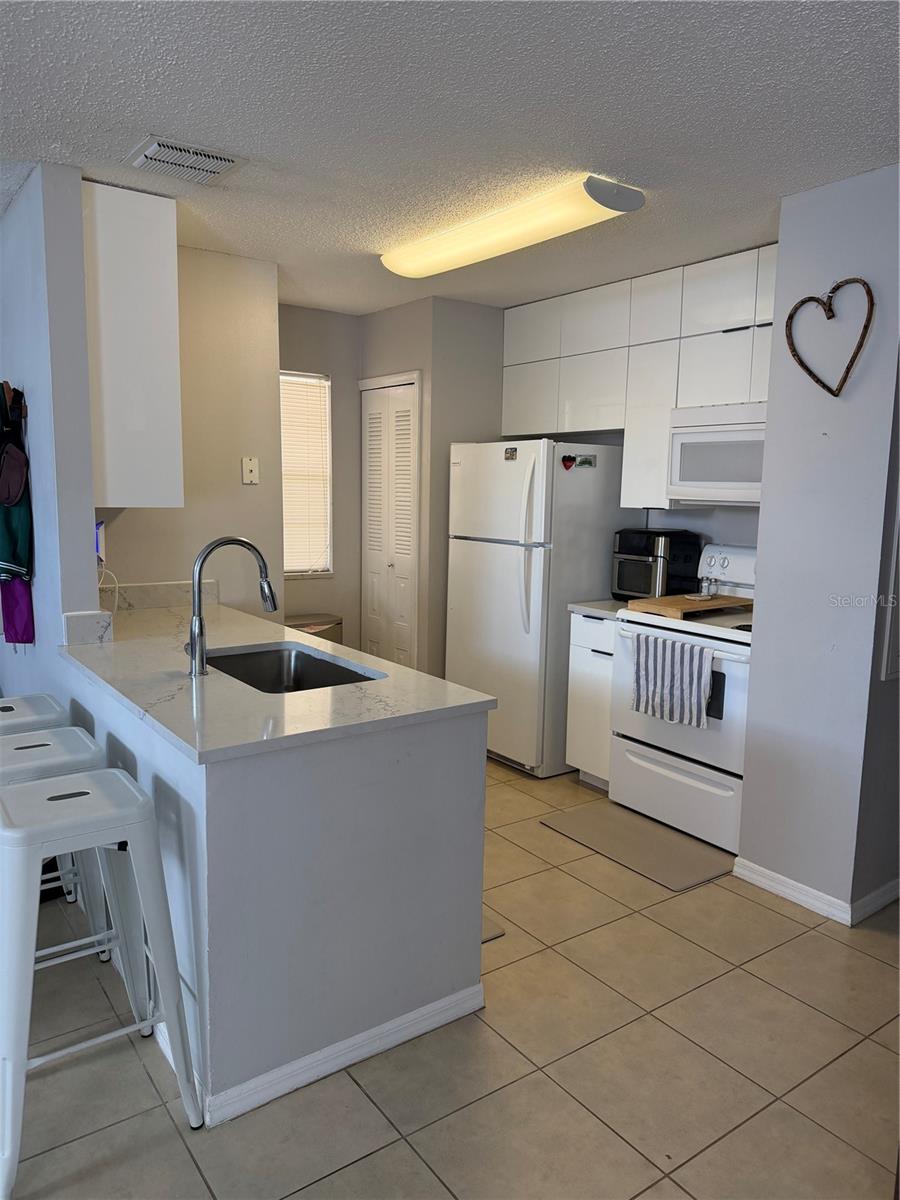 HIDDEN SPGS CONDO - Residential