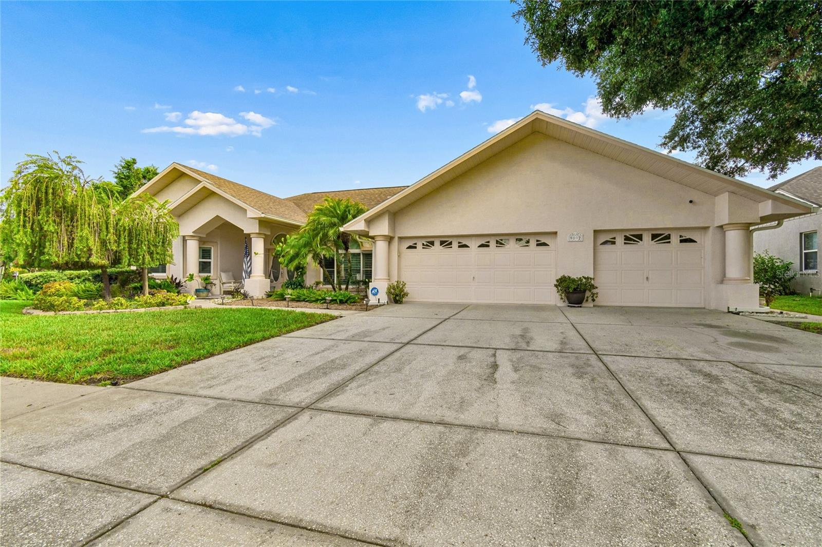WYNDHAM LAKE - Residential