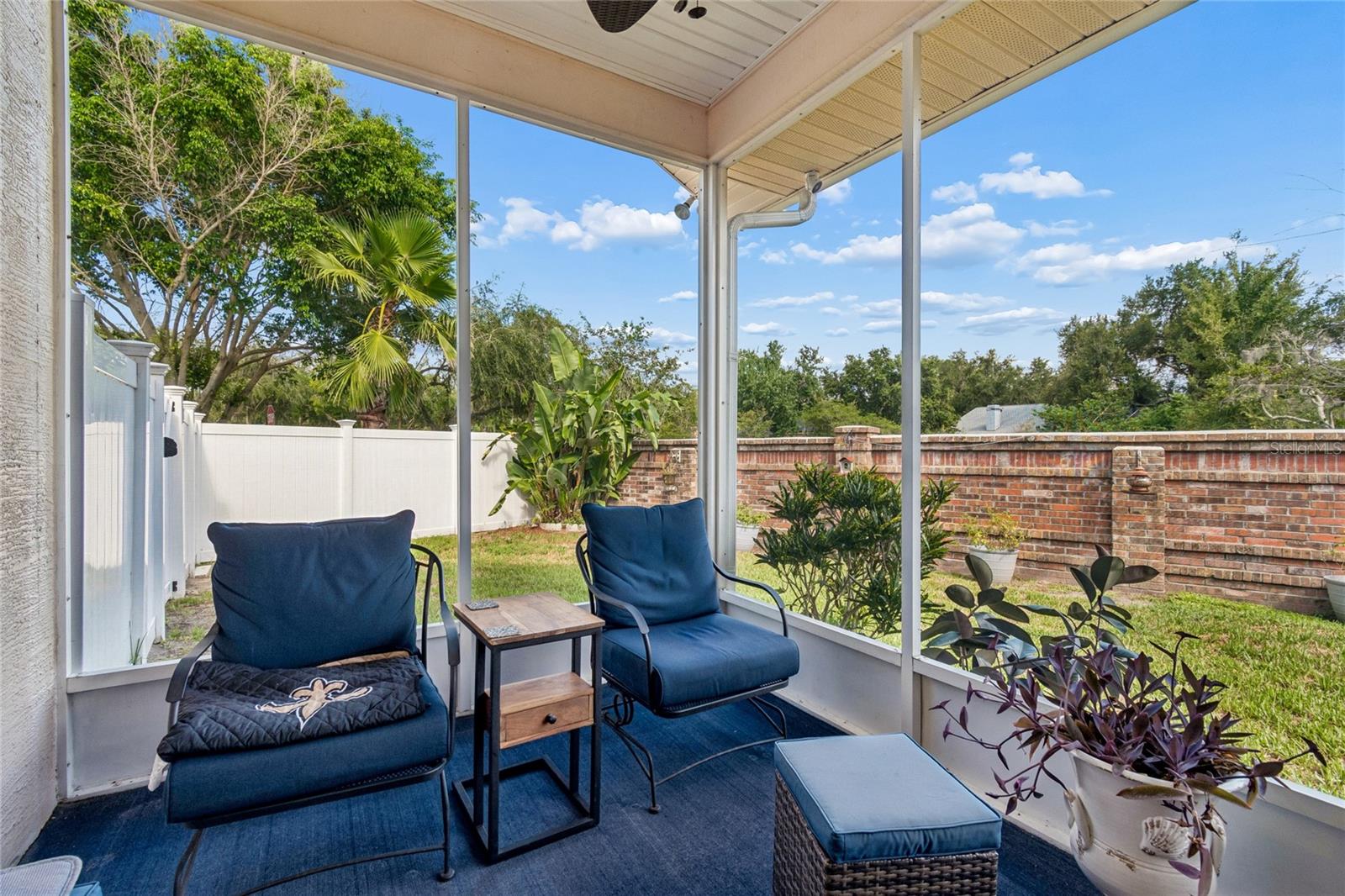 WYNDHAM LAKE - Residential