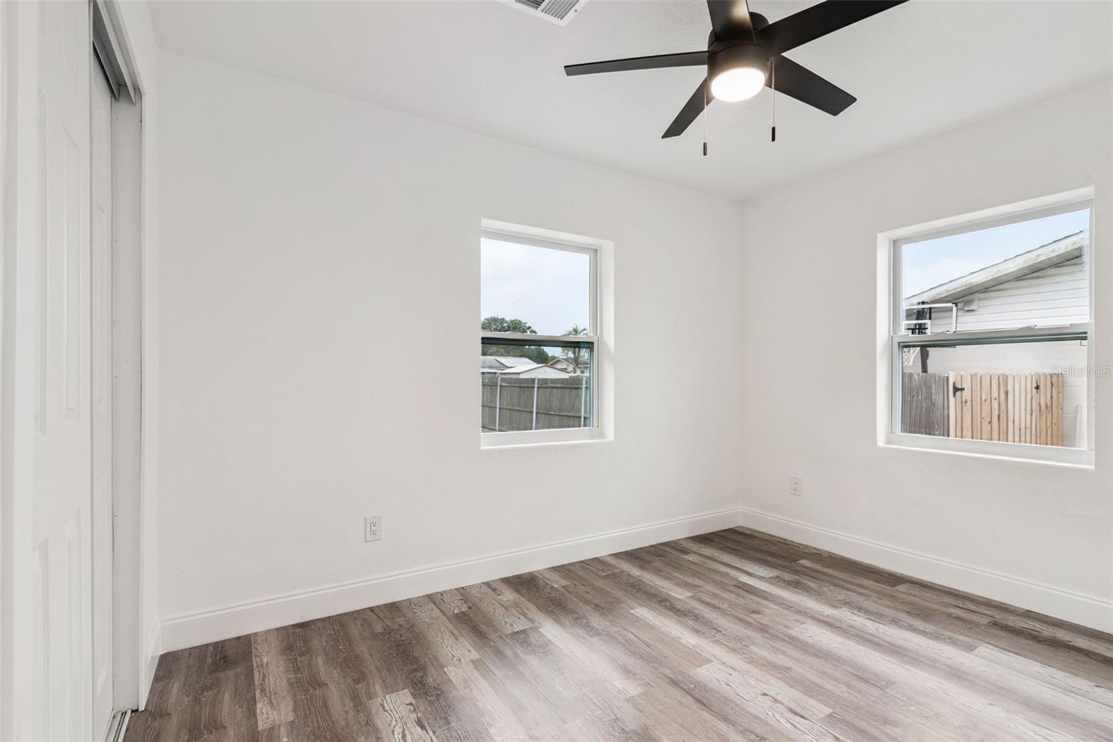 ORANGE CITY ESTATES UNIT 04 - Residential