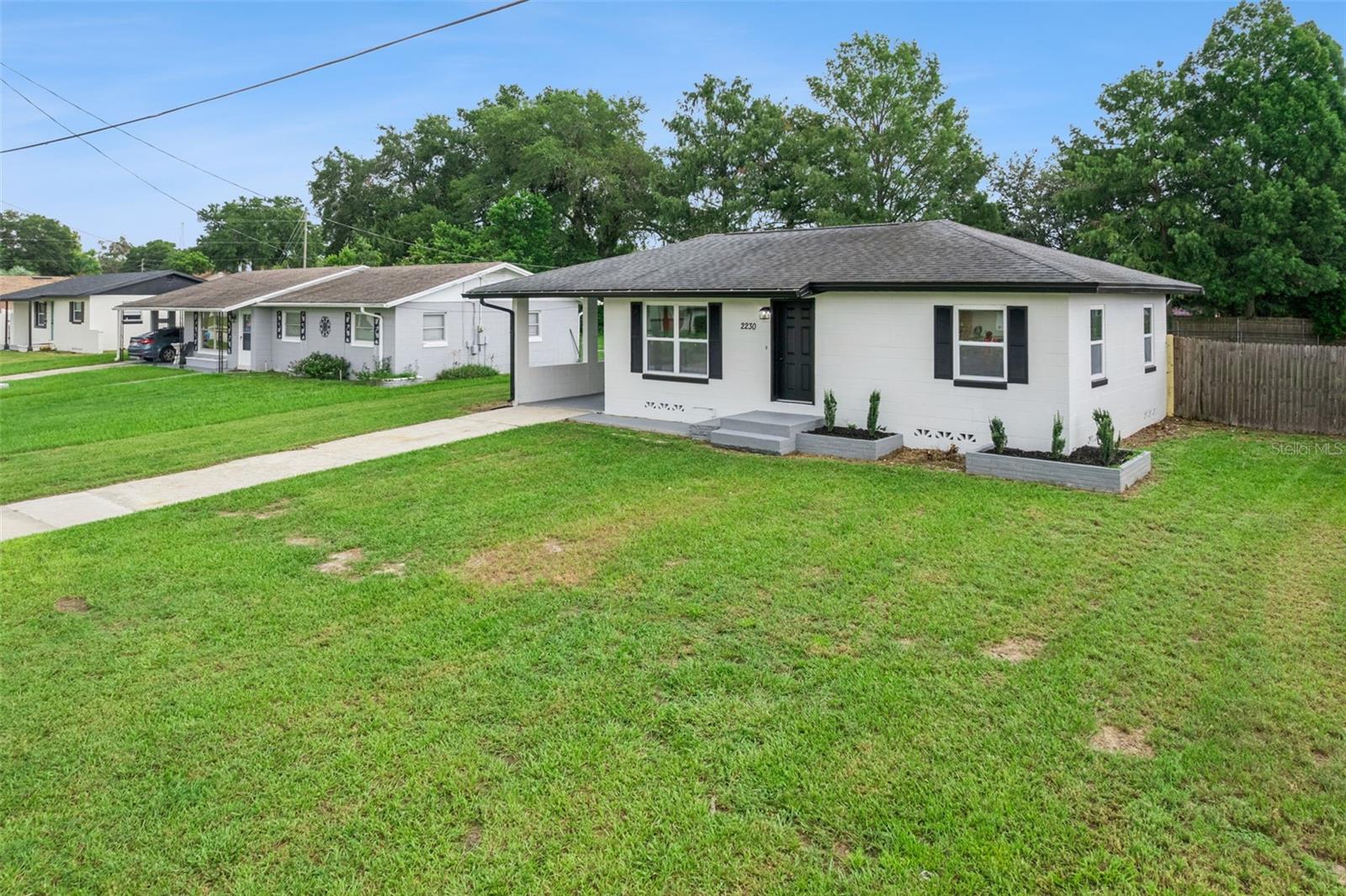 ORANGE CITY ESTATES UNIT 04 - Residential
