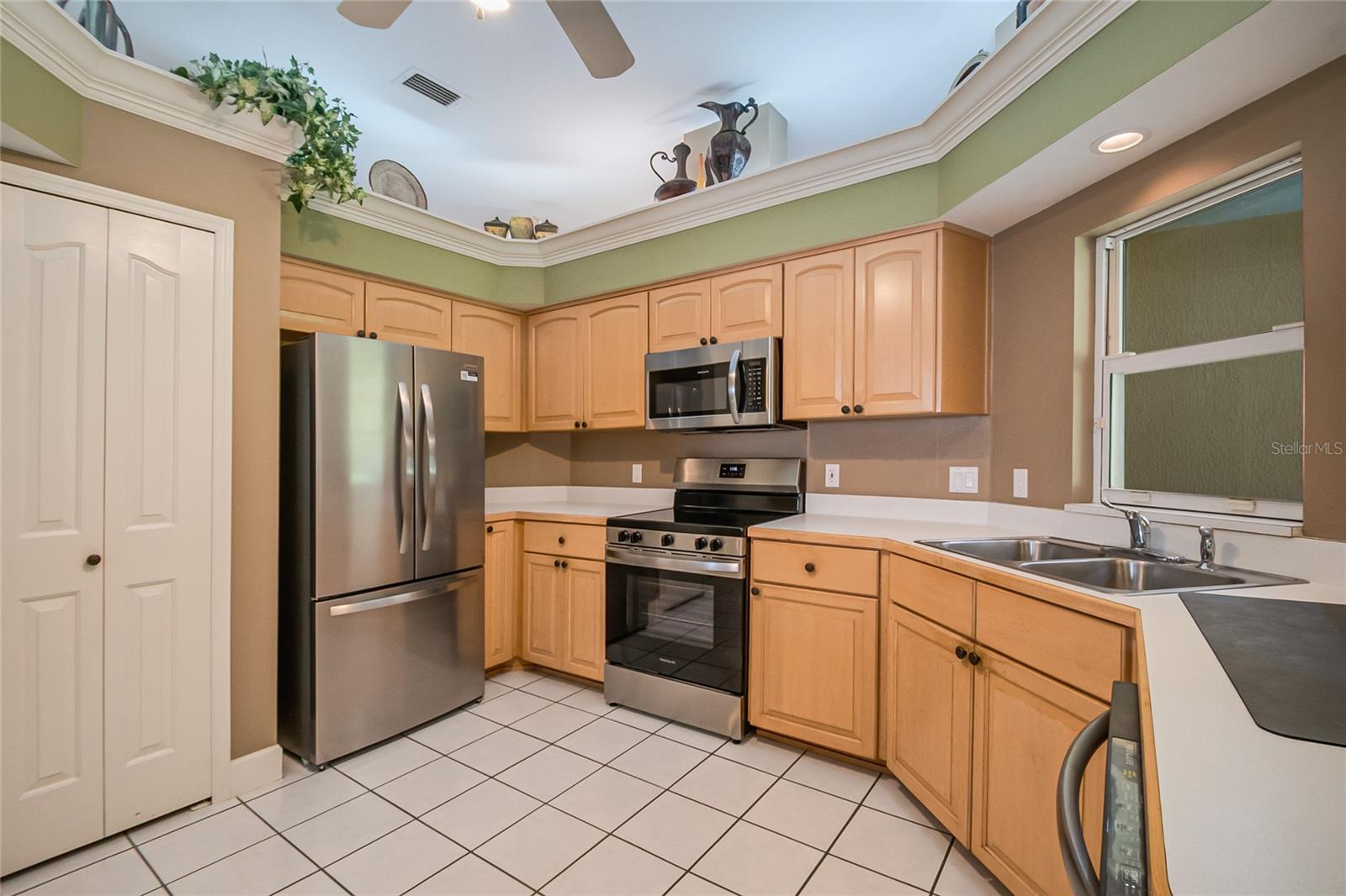PIEDMONT LAKES PH 4 - Residential