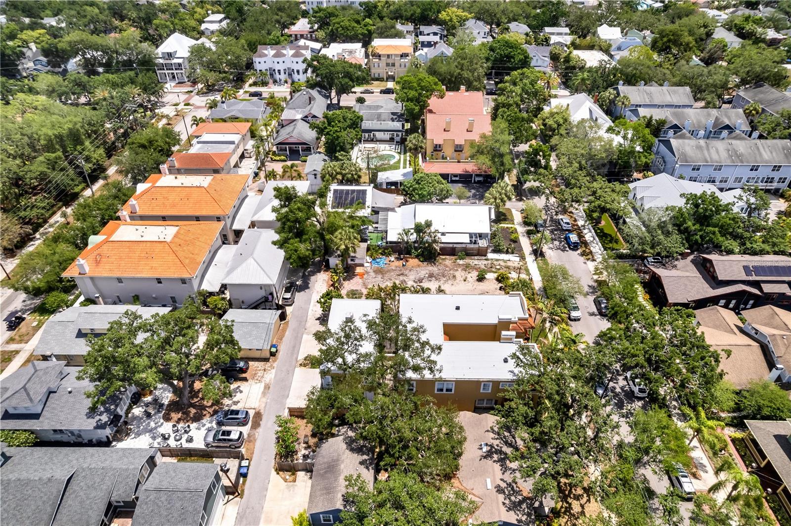 HYDE PARK WEST - Land