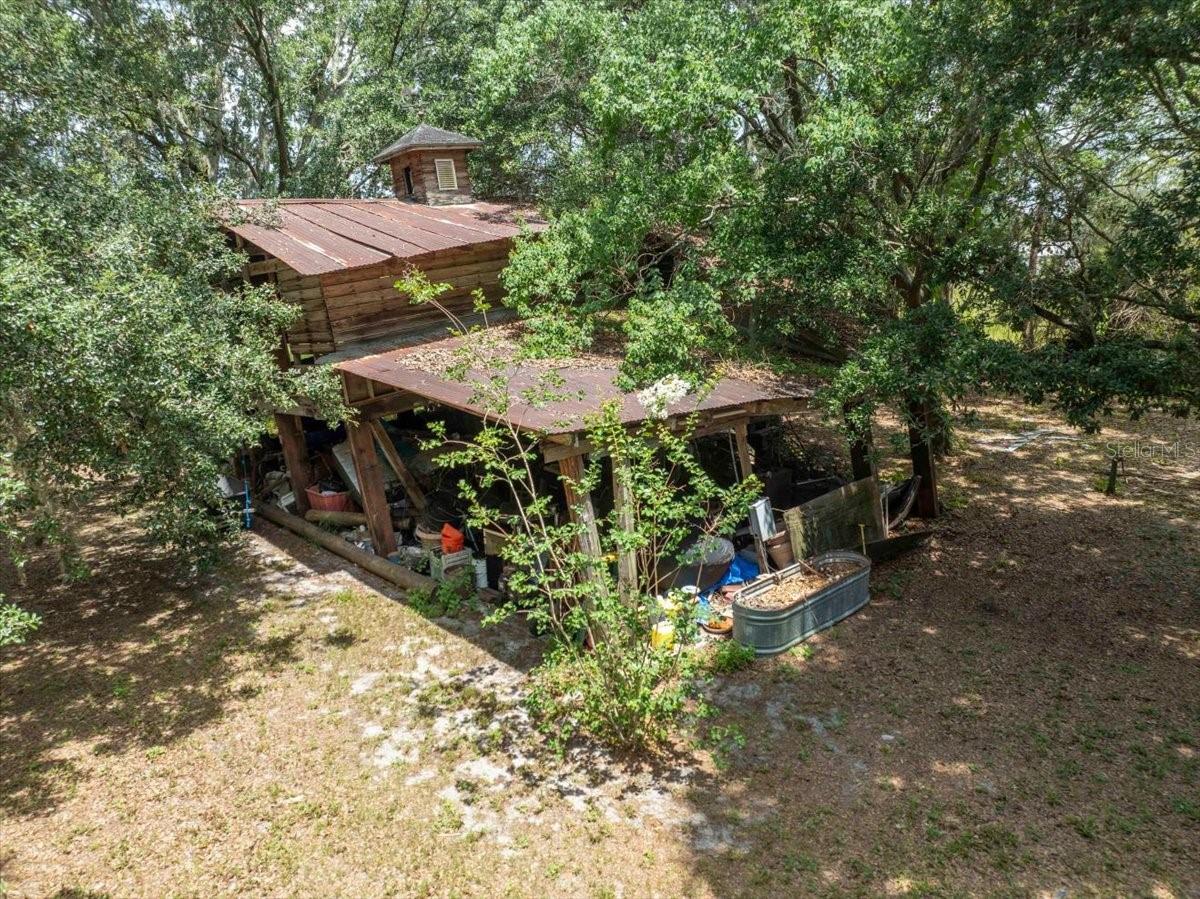 BANANA FARM ACRES - Residential