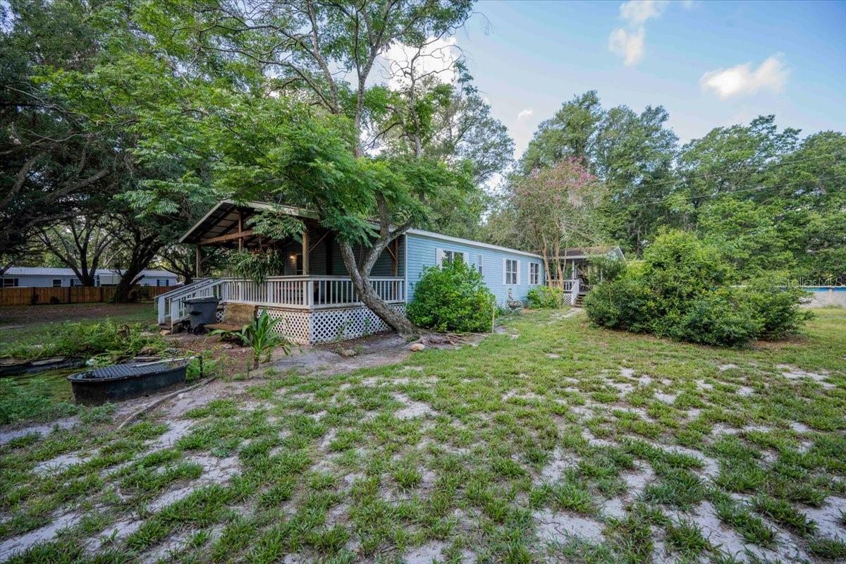 BANANA FARM ACRES - Residential