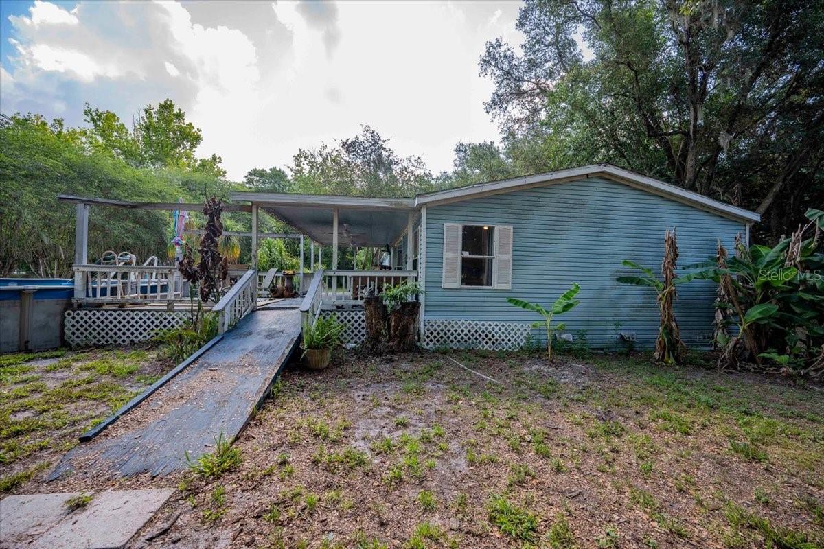 BANANA FARM ACRES - Residential