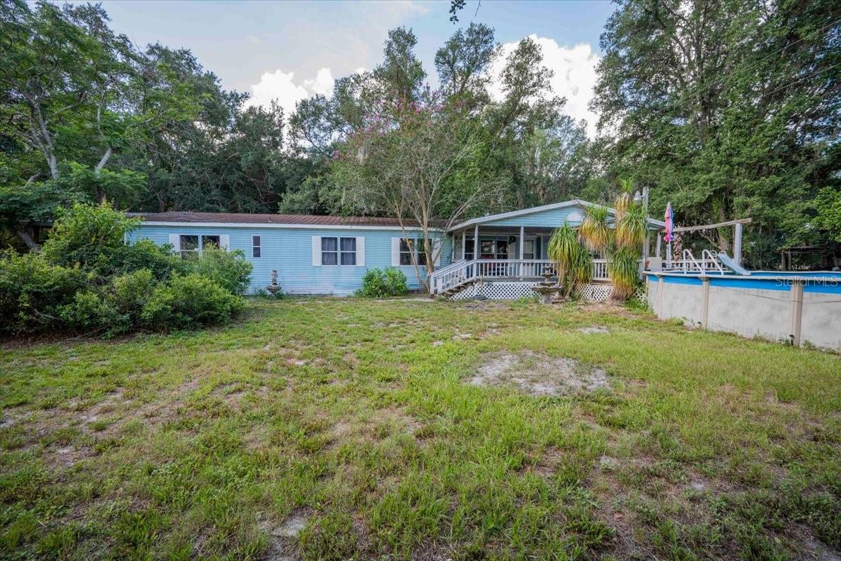 BANANA FARM ACRES - Residential