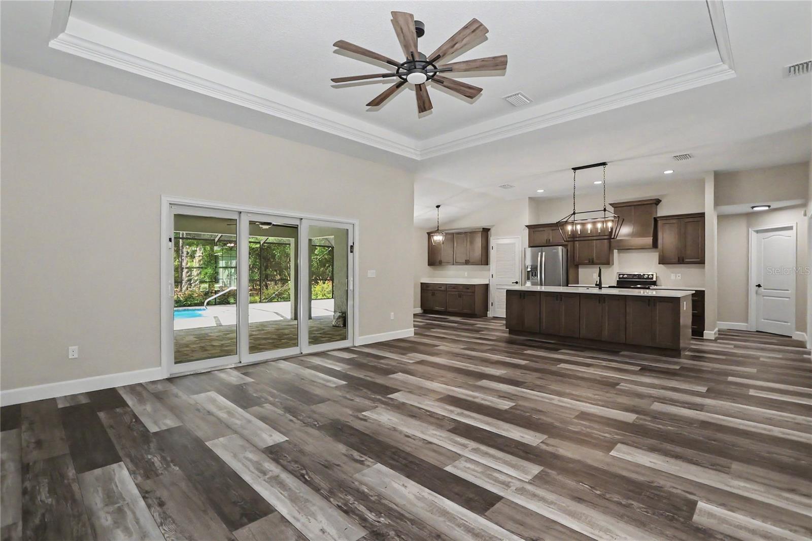 RAINBOW SPRINGS - Residential