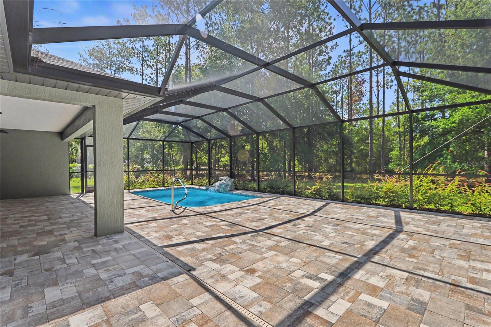 RAINBOW SPRINGS - Residential