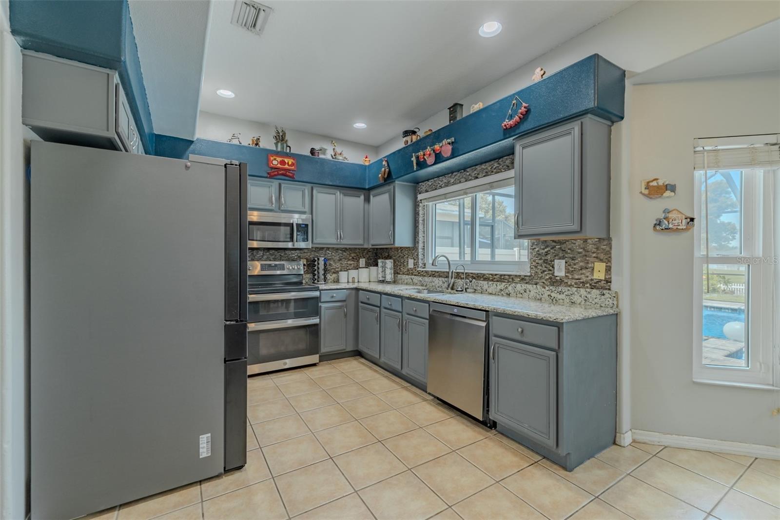 SUMMERFIELD VILLAGE 1 TR 7 - Residential