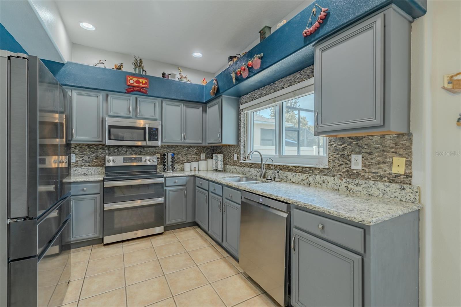 SUMMERFIELD VILLAGE 1 TR 7 - Residential