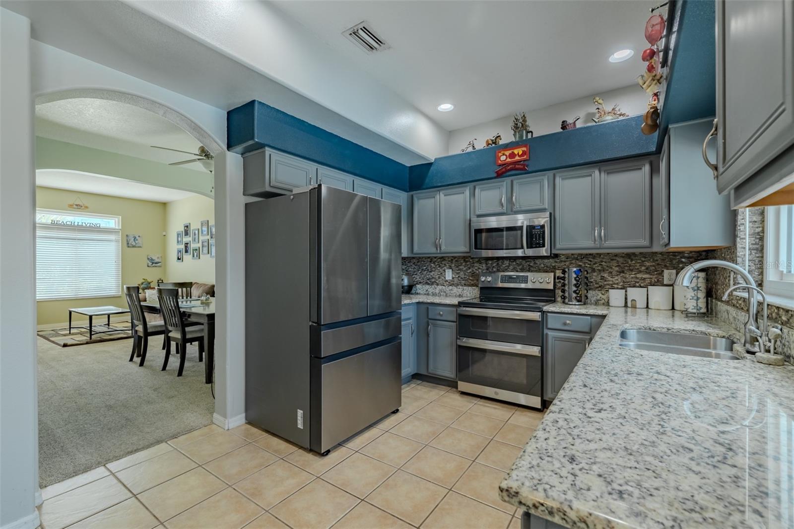 SUMMERFIELD VILLAGE 1 TR 7 - Residential