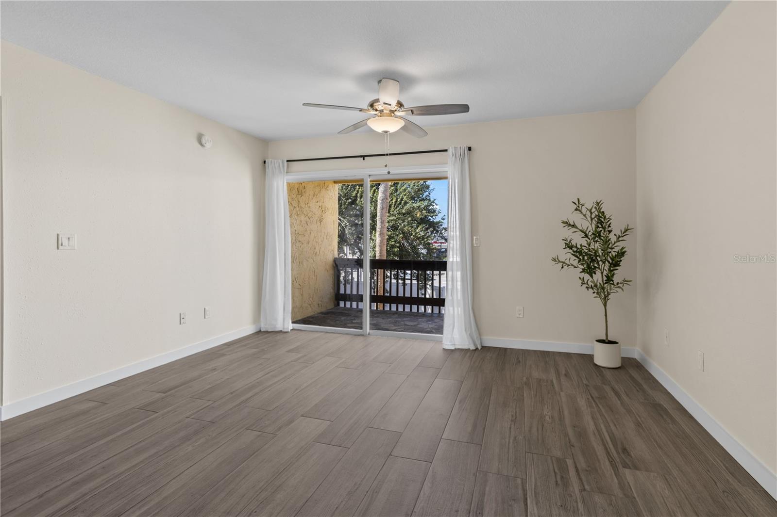 SIENNA - Residential
