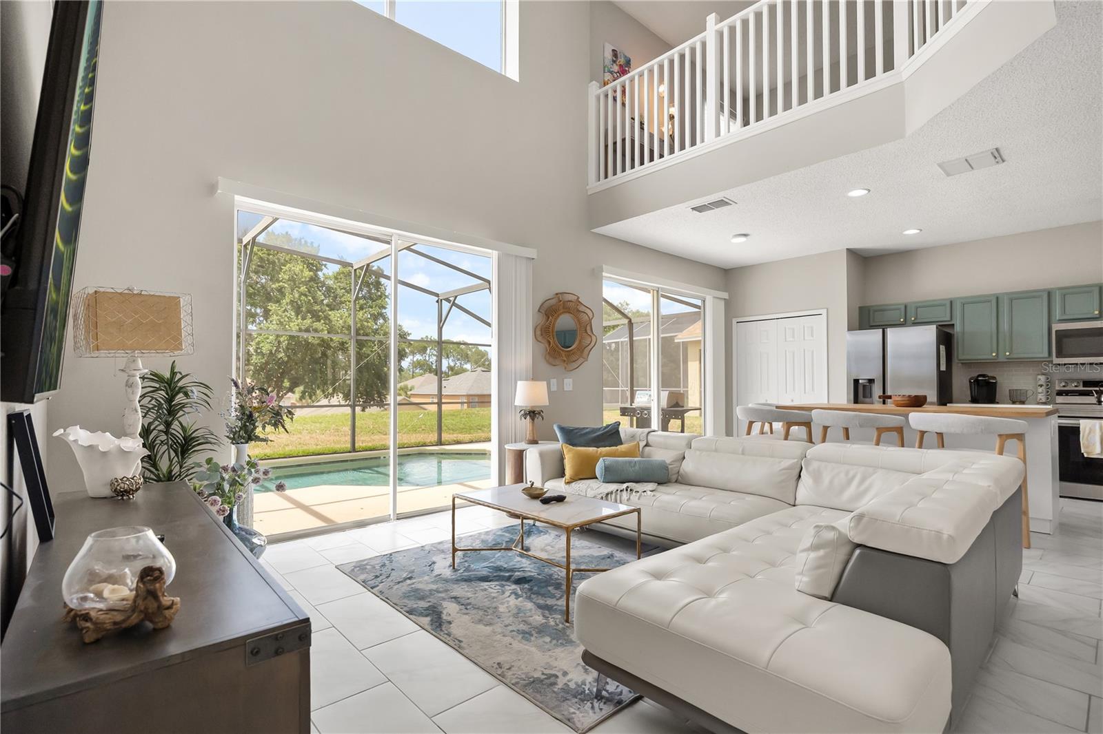 EMERALD ISLAND - Residential