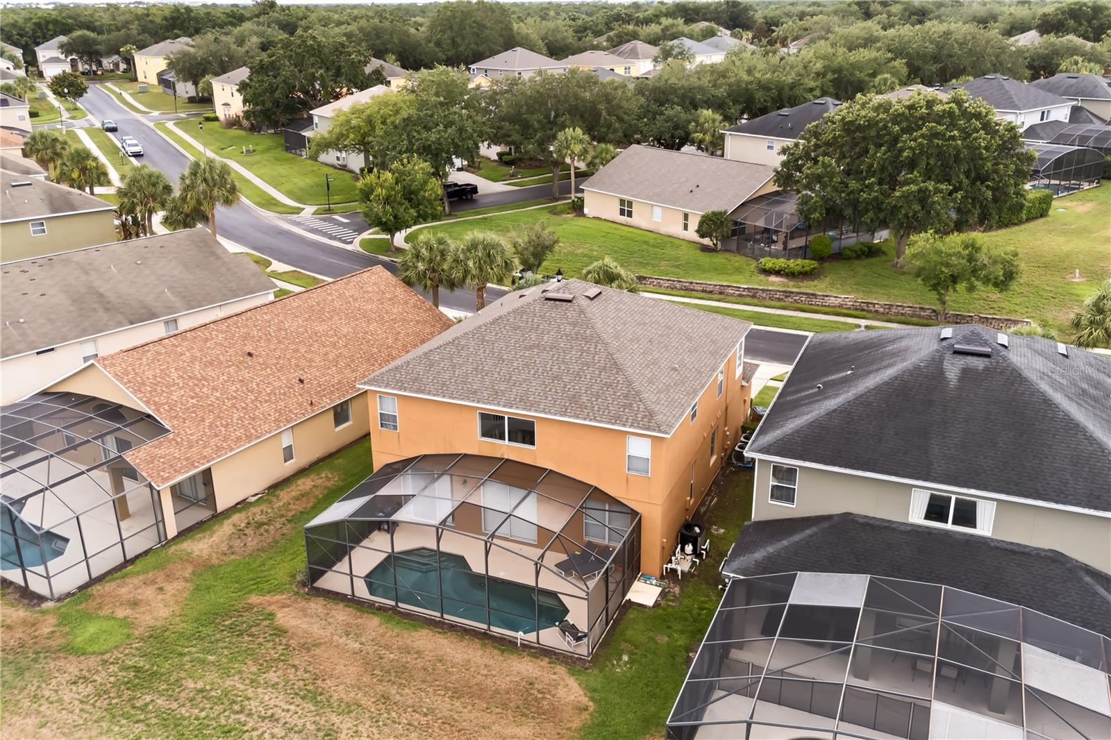 EMERALD ISLAND - Residential